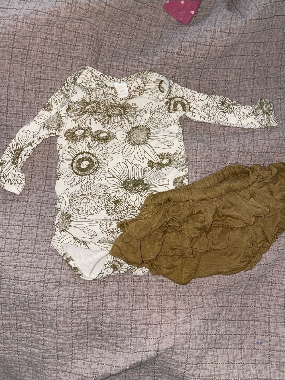 kate quinn Cream Floral Long-Sleeve Bodysuit with Brown Ruffle Bloomer